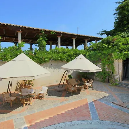 Luxurious Mansion In Near Sea Nyaraló Parghelia
